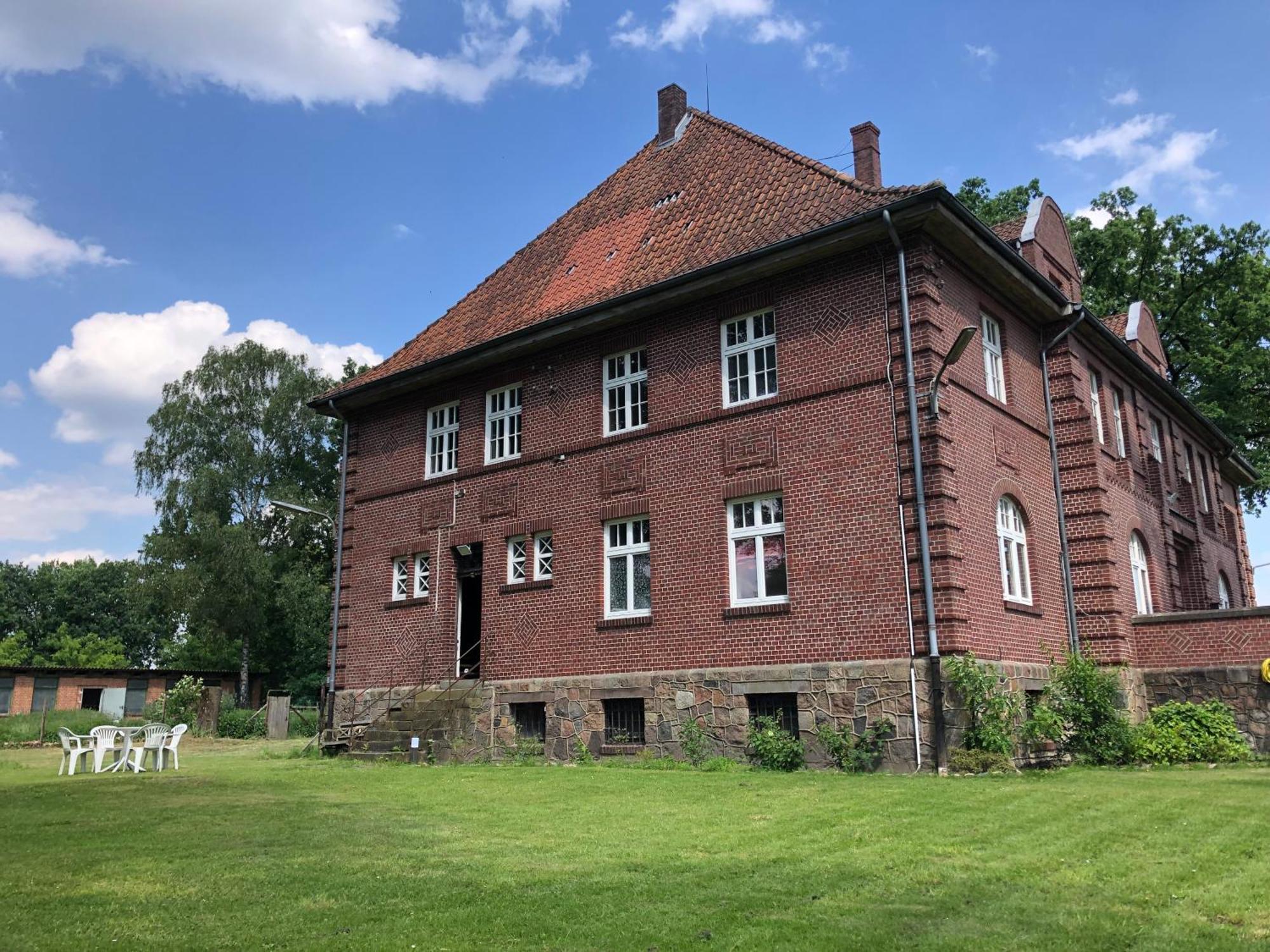 Gaestezimmer Vermietung Reinstorf Reinstorf  エクステリア 写真
